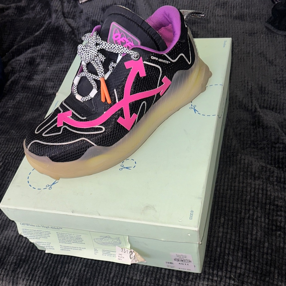 Off-White Black and Pink Arrow Sneakers